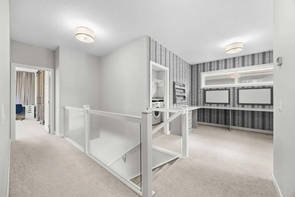338 Shawnee Boulevard SW Calgary AB T2Y 0P4
