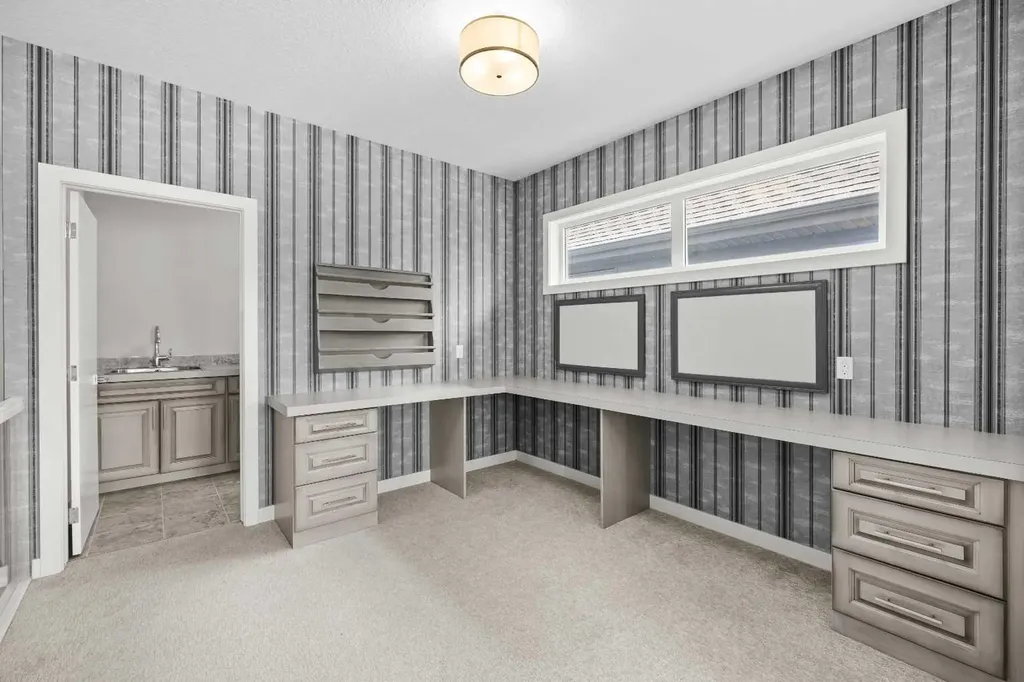 338 Shawnee Boulevard SW Calgary AB T2Y 0P4