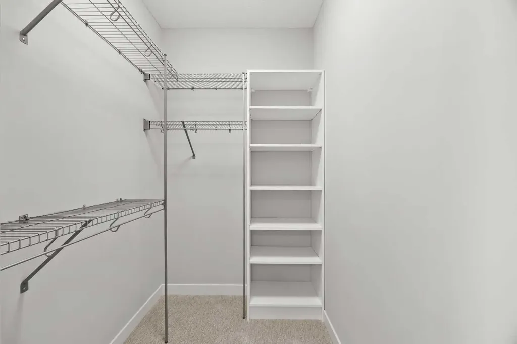 338 Shawnee Boulevard SW Calgary AB T2Y 0P4