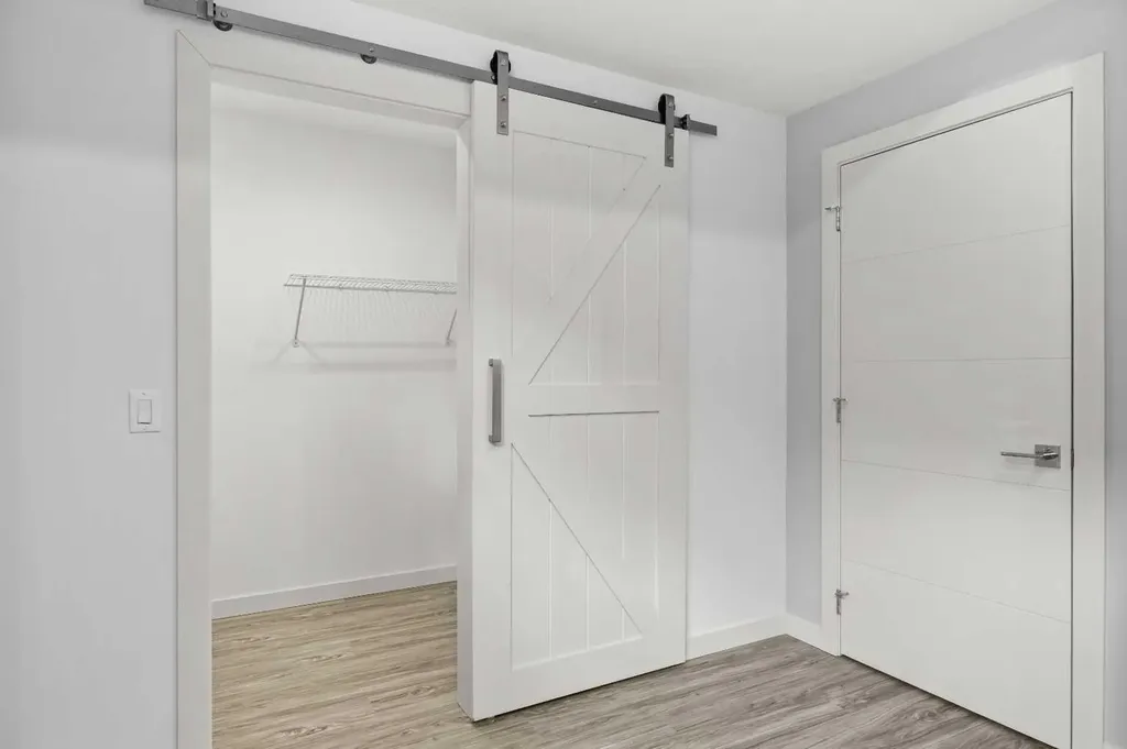 338 Shawnee Boulevard SW Calgary AB T2Y 0P4