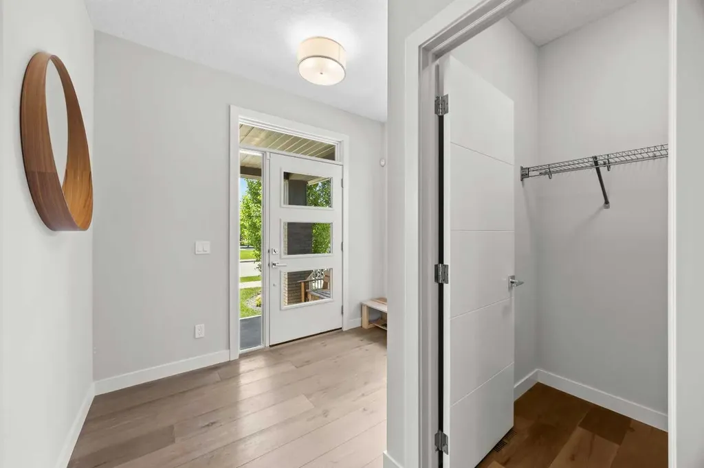 338 Shawnee Boulevard SW Calgary AB T2Y 0P4
