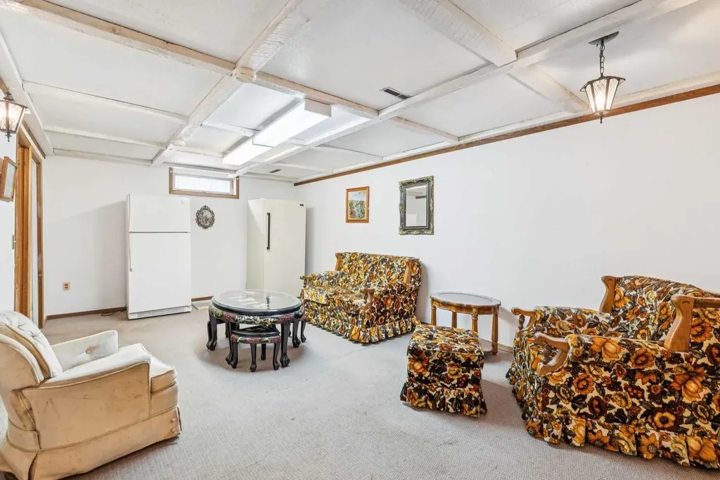 5036 Vallance Crescent NW Calgary AB T3A0T6