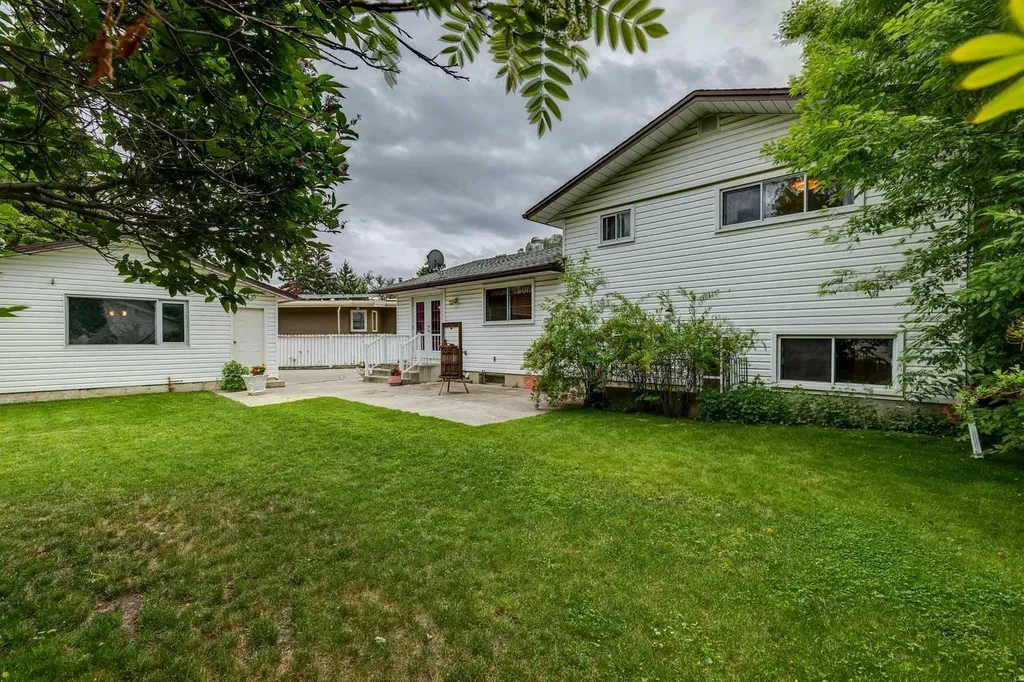 5036 Vallance Crescent NW Calgary AB T3A0T6