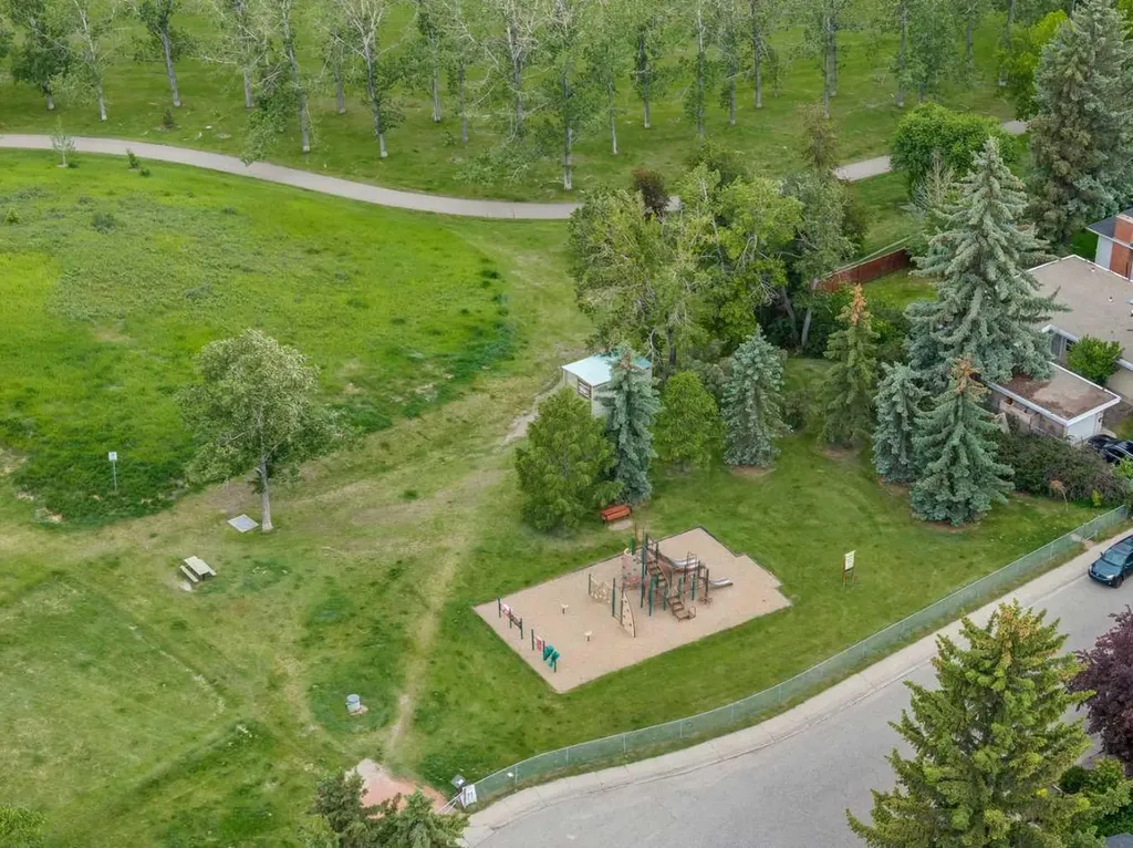 5036 Vallance Crescent NW Calgary AB T3A0T6