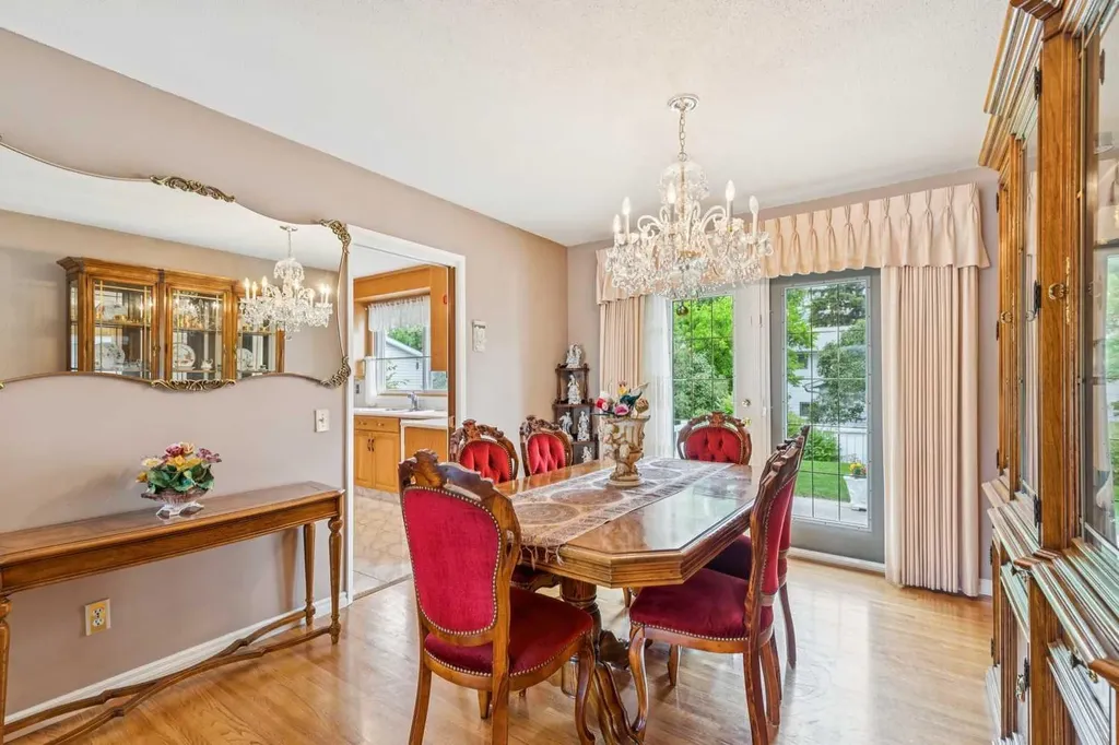 5036 Vallance Crescent NW Calgary AB T3A0T6