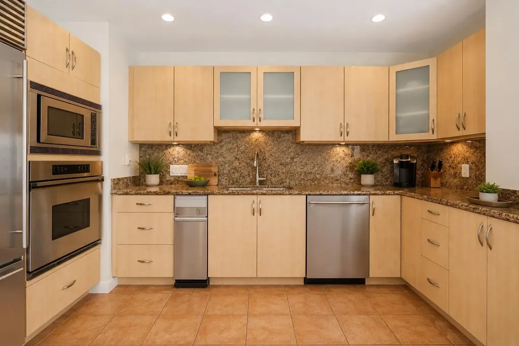 1108 6 Avenue SW Calgary AB T2P5K1