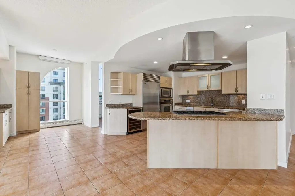1108 6 Avenue SW Calgary AB T2P5K1