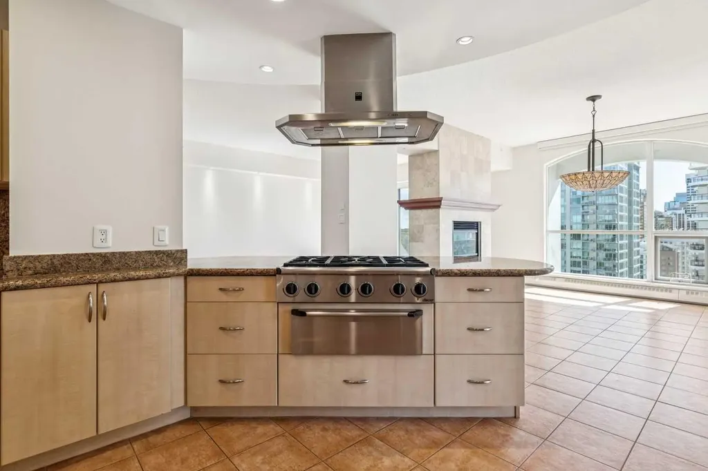 1108 6 Avenue SW Calgary AB T2P5K1