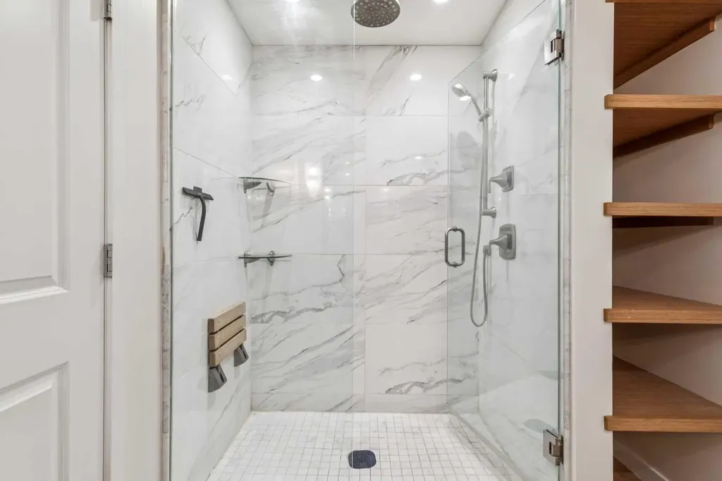 1108 6 Avenue SW Calgary AB T2P5K1