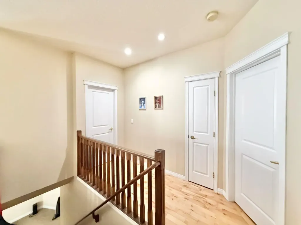 42 A Red Deer Avenue Drumheller AB T0J2E0