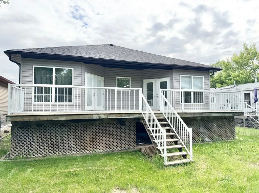 42 A Red Deer Avenue Drumheller AB T0J2E0