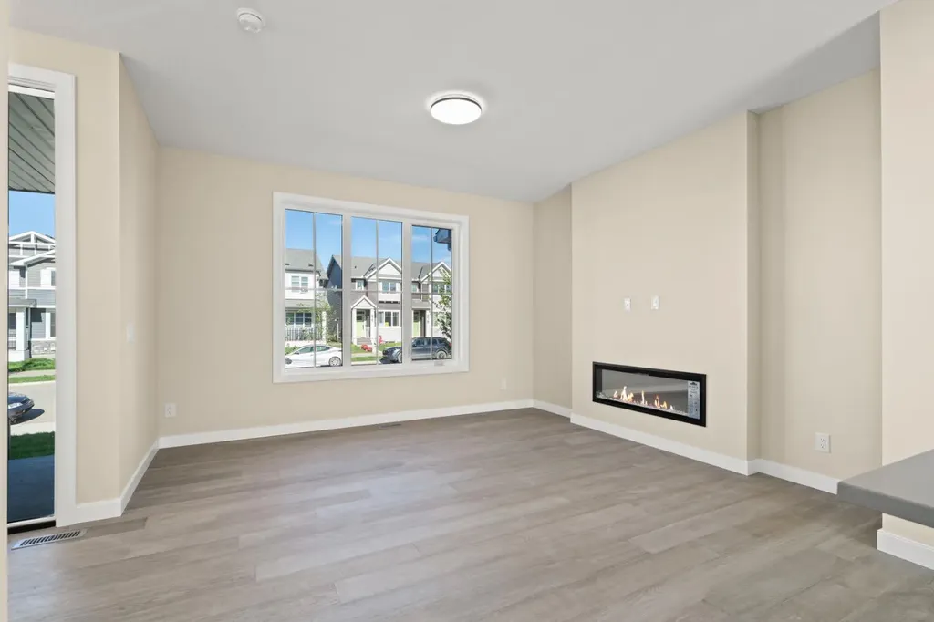 388 Sora Boulevard SE Calgary AB T3S 0M4