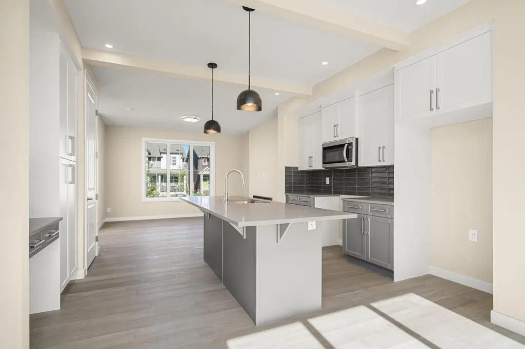 388 Sora Boulevard SE Calgary AB T3S 0M4