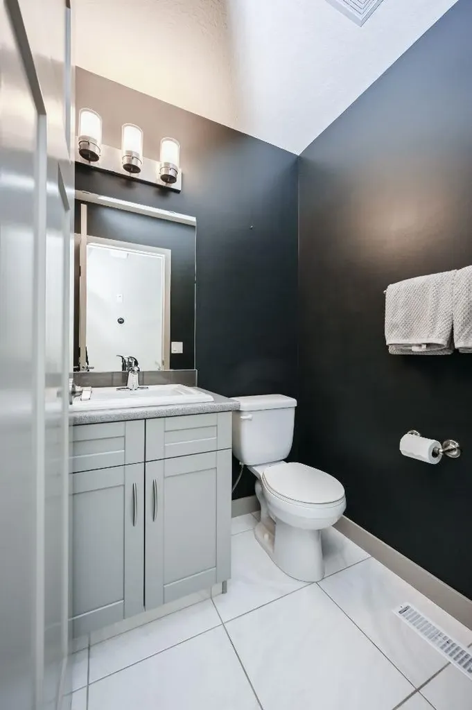 6902 115b Street Grande Prairie AB T8W 0J1