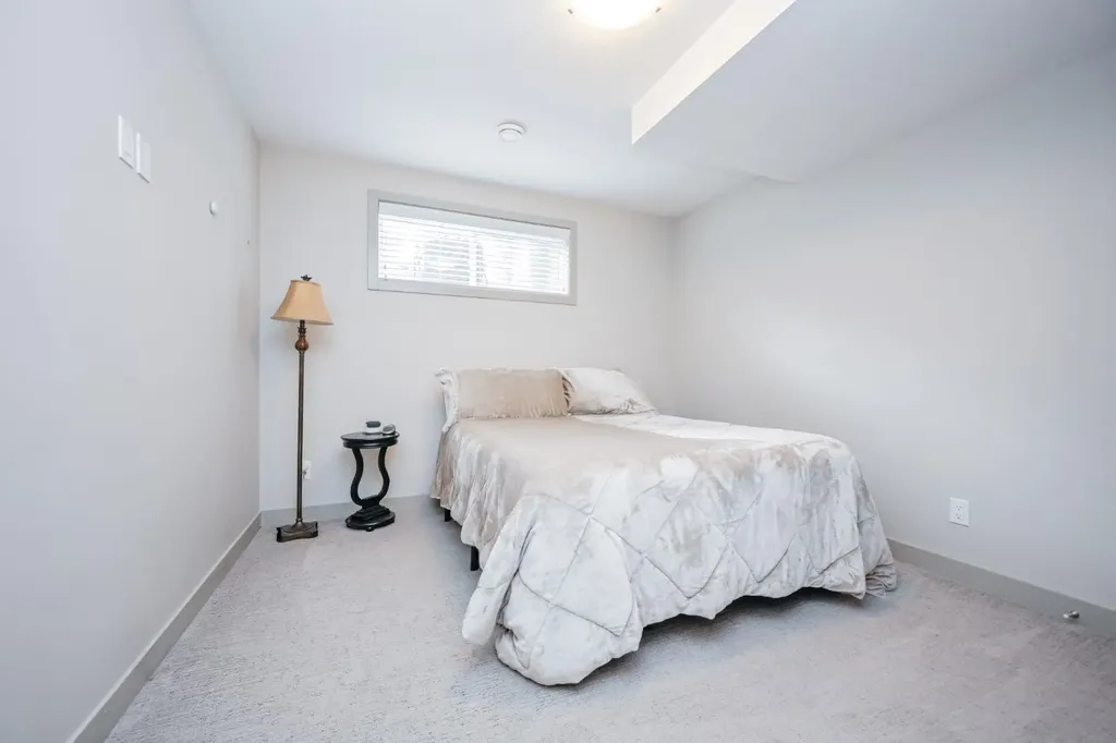 6902 115b Street Grande Prairie AB T8W 0J1