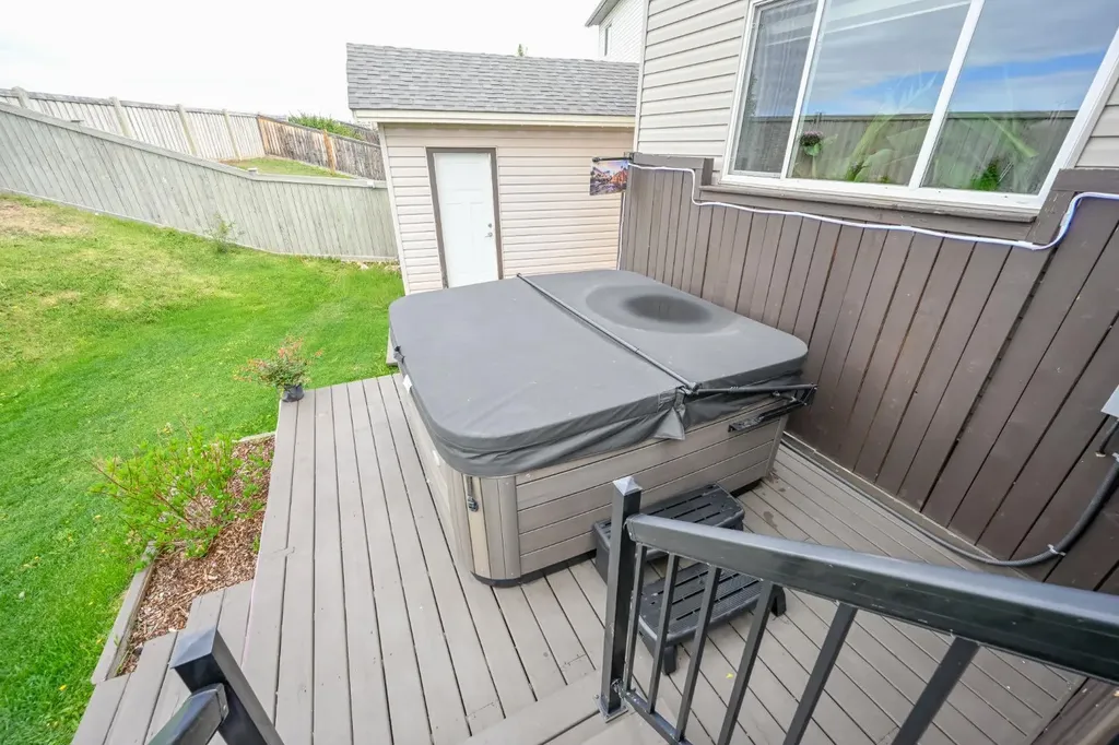 6902 115b Street Grande Prairie AB T8W 0J1