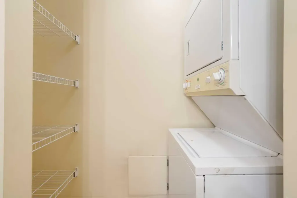 1507 Centre A Street NE Calgary AB T2E 2Z8