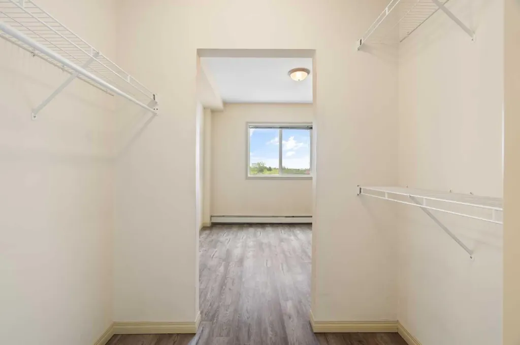 1507 Centre A Street NE Calgary AB T2E 2Z8