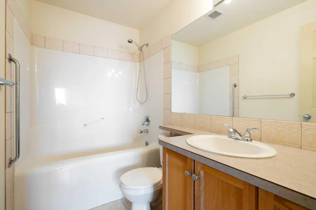 1507 Centre A Street NE Calgary AB T2E 2Z8