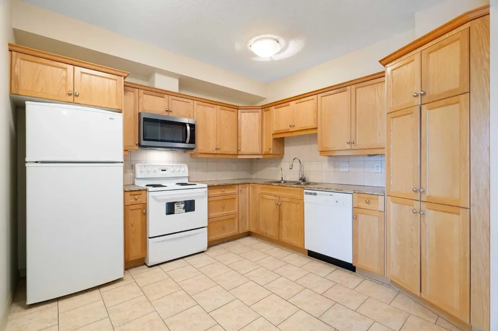 1507 Centre A Street NE Calgary AB T2E 2Z8