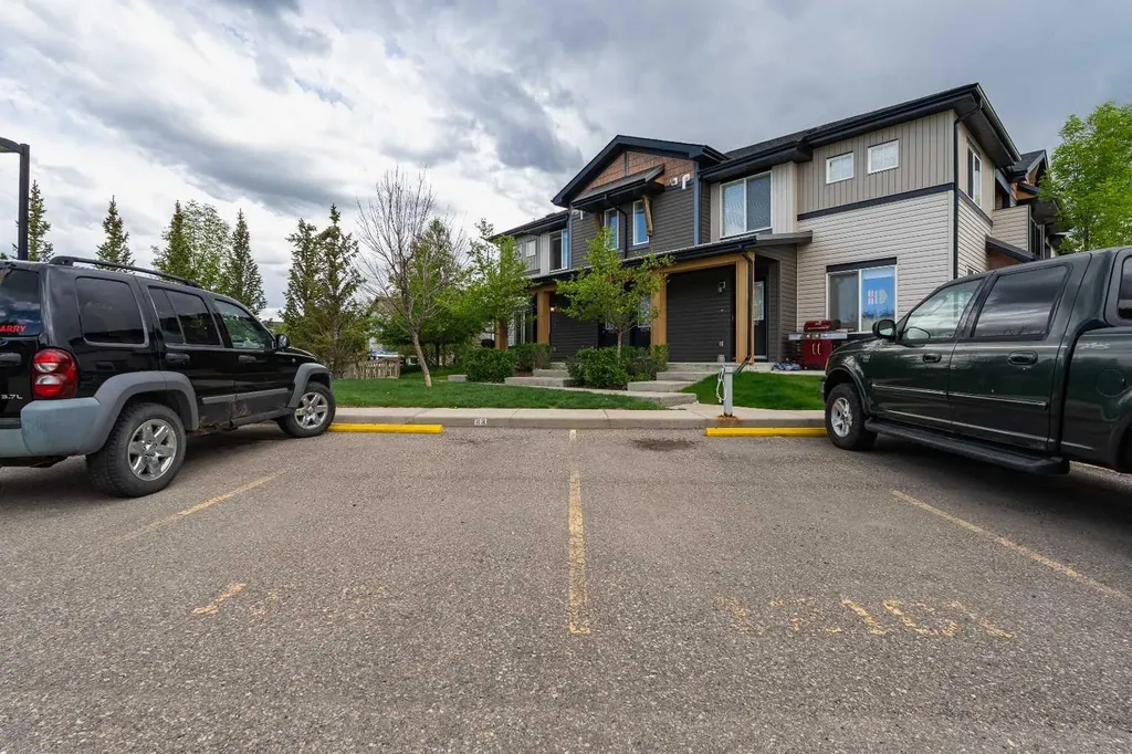 2781 Chinook Winds Drive SW Airdrie AB T4B 3S5