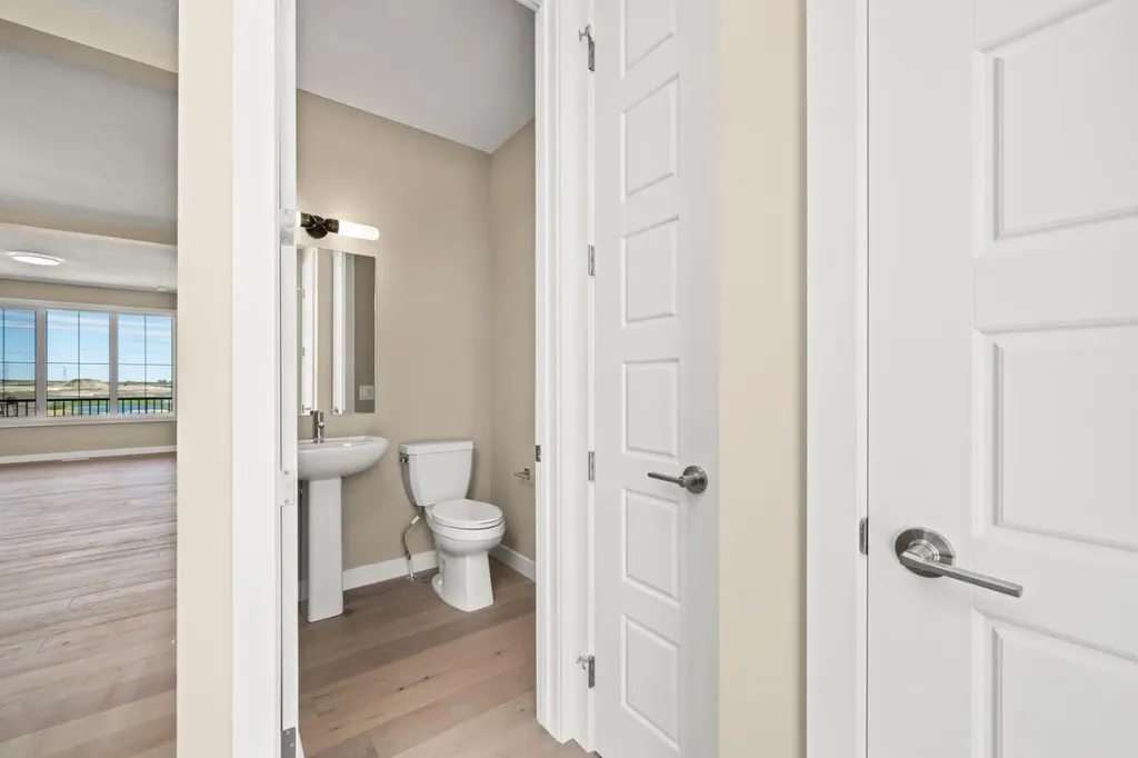 676 Sora Boulevard SE Calgary AB T3S0L6