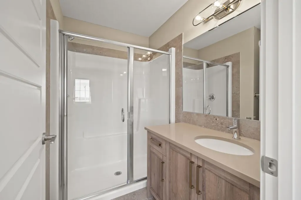 676 Sora Boulevard SE Calgary AB T3S0L6