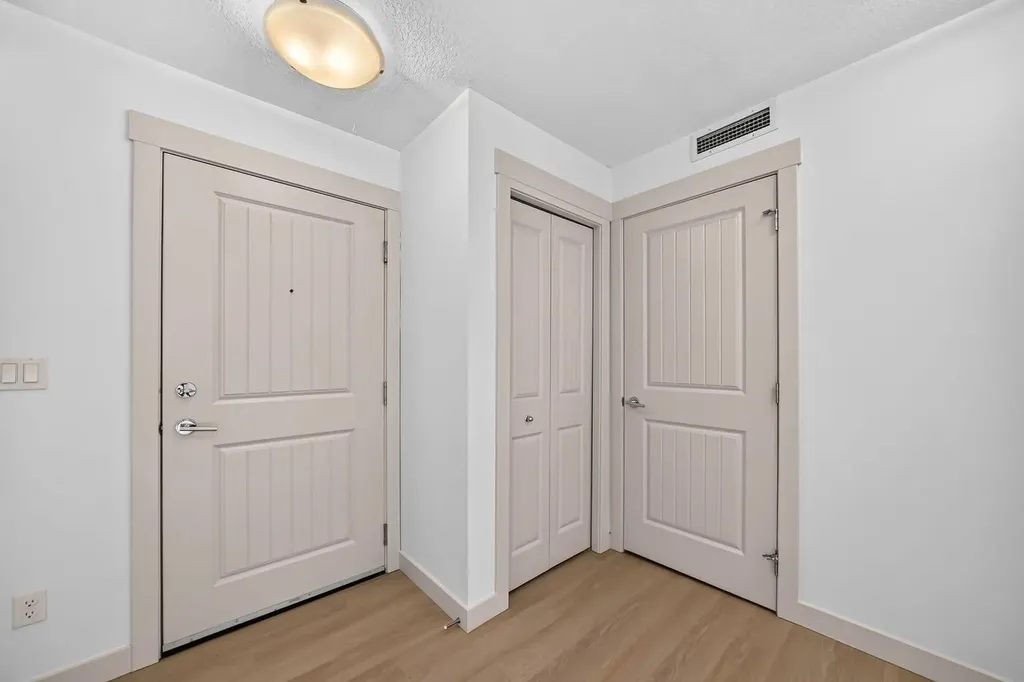 450 Sage Valley Drive NW Calgary AB T3E 0V6