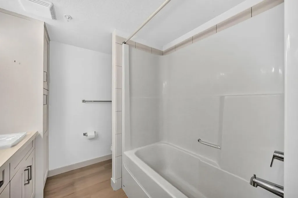 450 Sage Valley Drive NW Calgary AB T3E 0V6