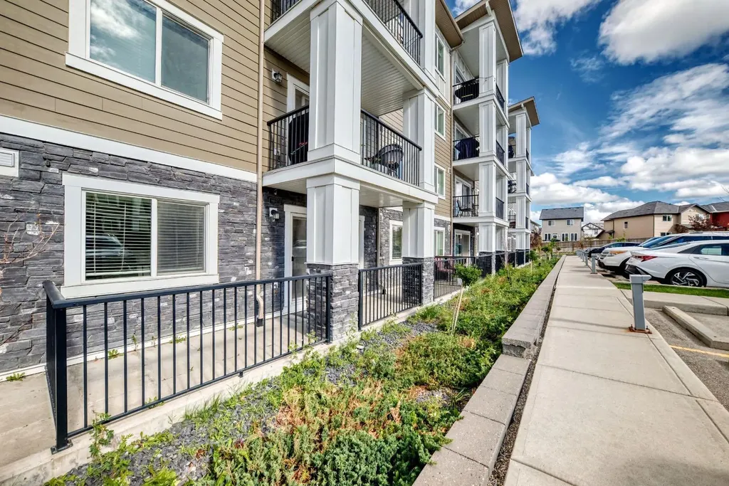 450 Sage Valley Drive NW Calgary AB T3E 0V6