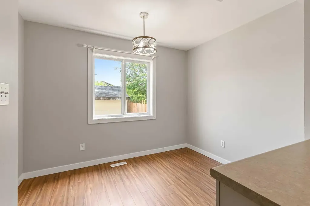 19 Third Avenue SE Marshall SK S0M1R0
