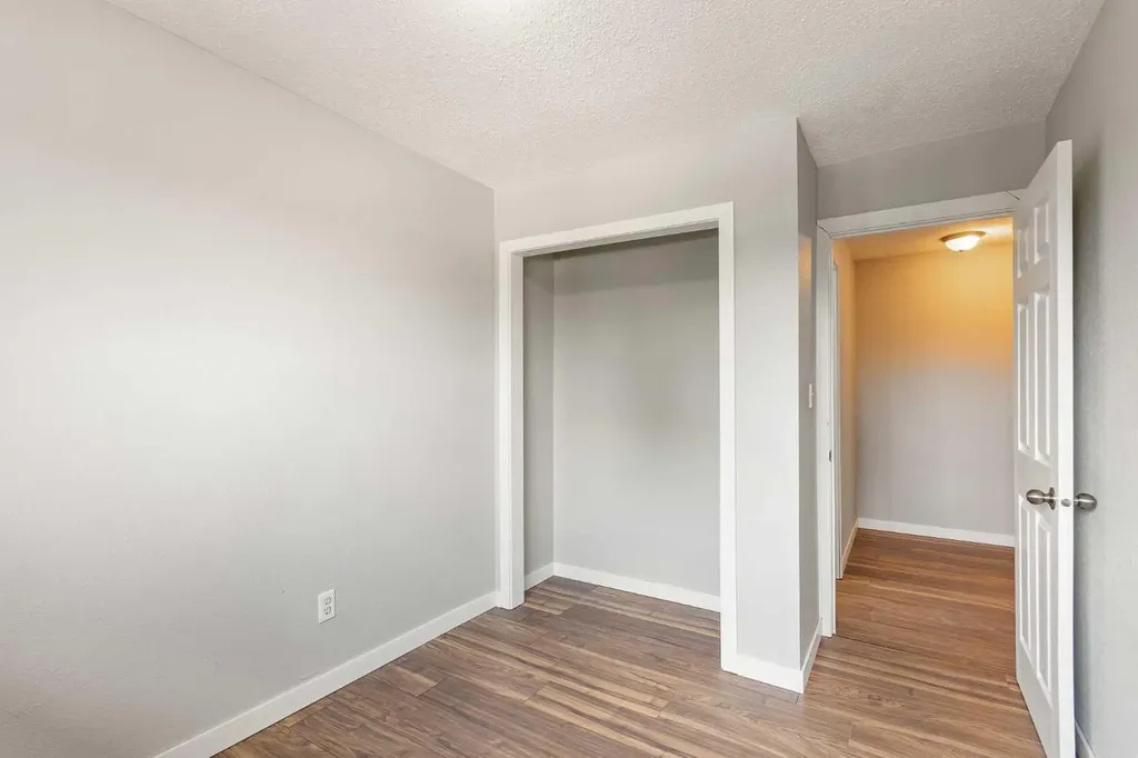 19 Third Avenue SE Marshall SK S0M1R0