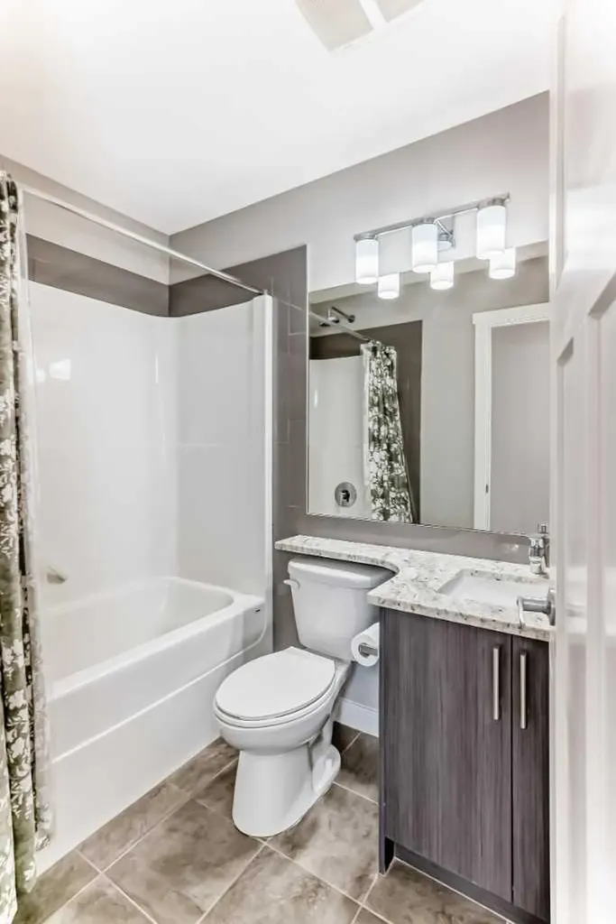 201 Evanston Manor NW Calgary AB T3P0R8