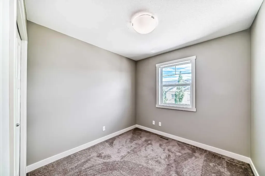 201 Evanston Manor NW Calgary AB T3P0R8