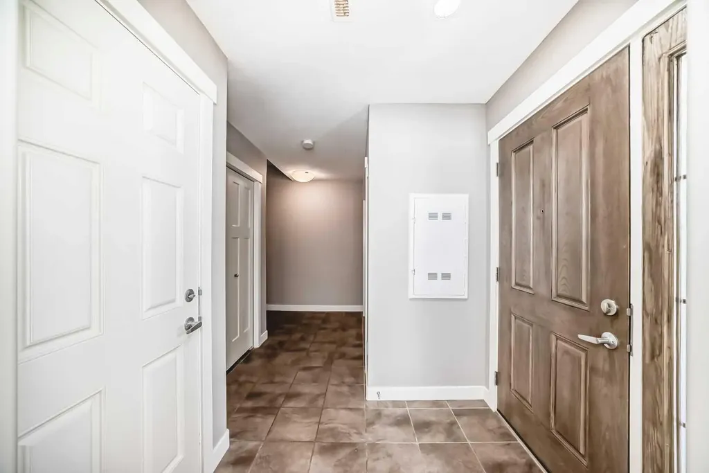 201 Evanston Manor NW Calgary AB T3P0R8