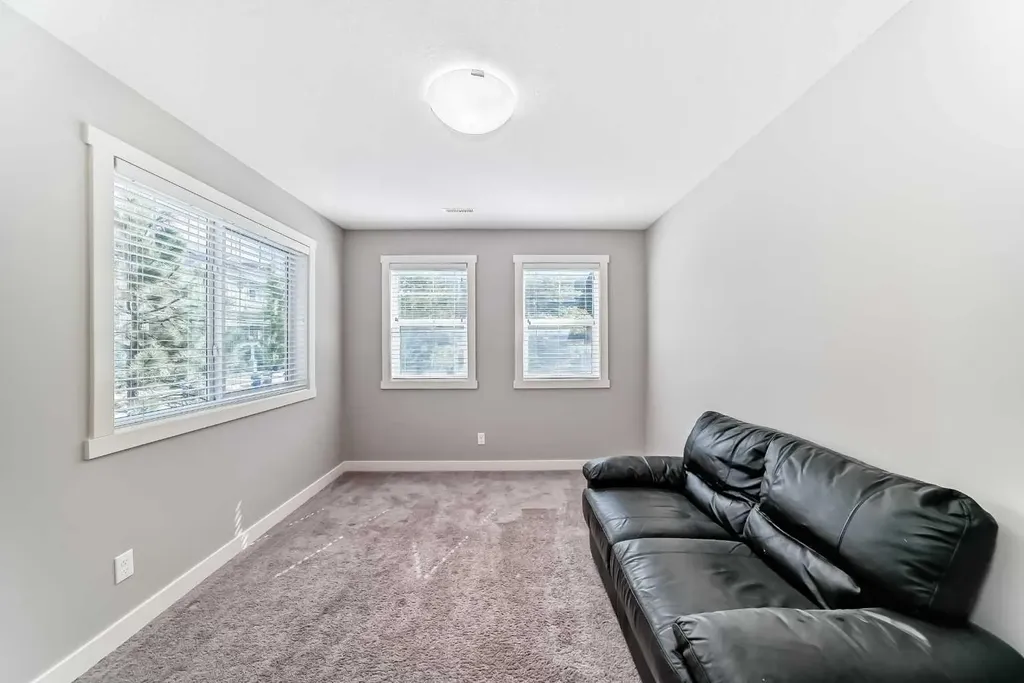 201 Evanston Manor NW Calgary AB T3P0R8