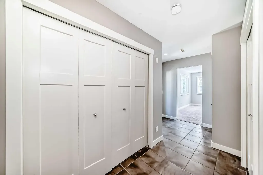 201 Evanston Manor NW Calgary AB T3P0R8