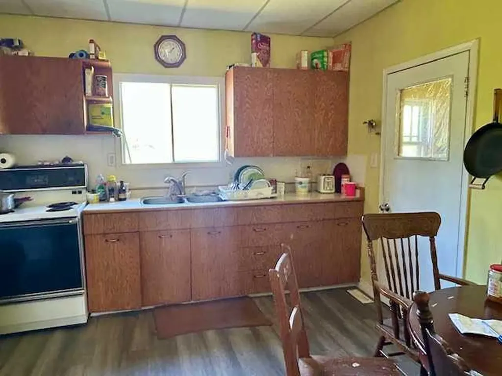 4104 Wallace Street Donalda AB T0B 1H0