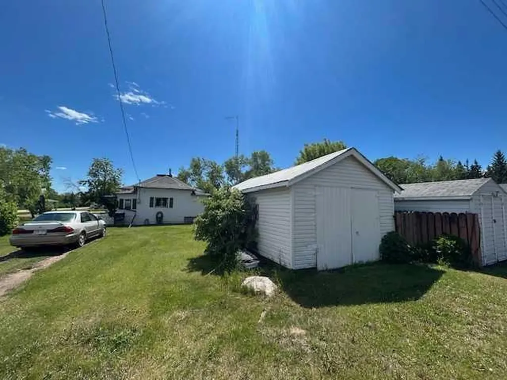 4104 Wallace Street Donalda AB T0B 1H0