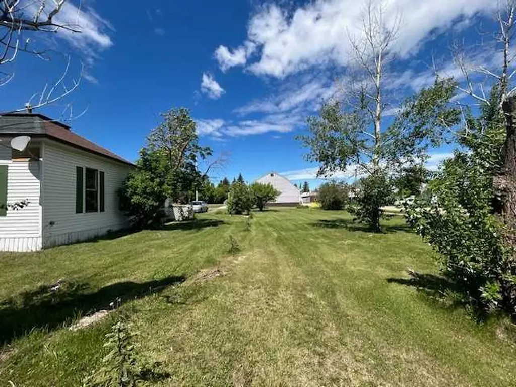 4104 Wallace Street Donalda AB T0B 1H0