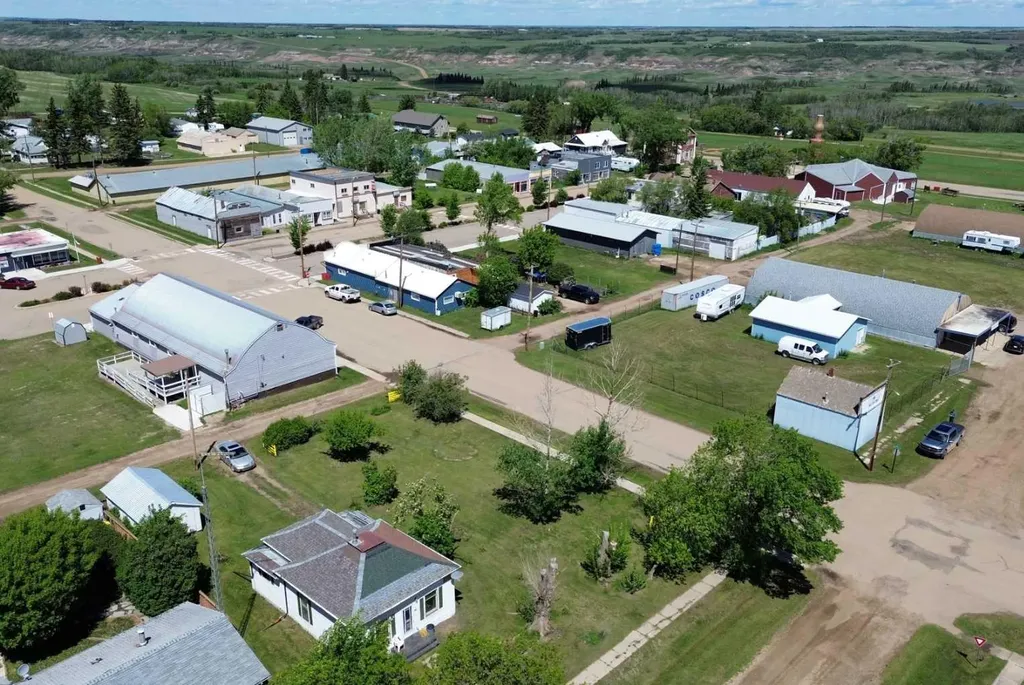 4104 Wallace Street Donalda AB T0B 1H0