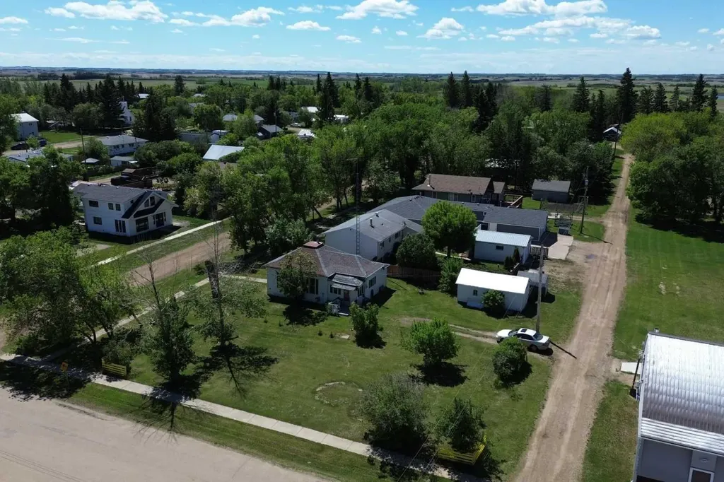 4104 Wallace Street Donalda AB T0B 1H0