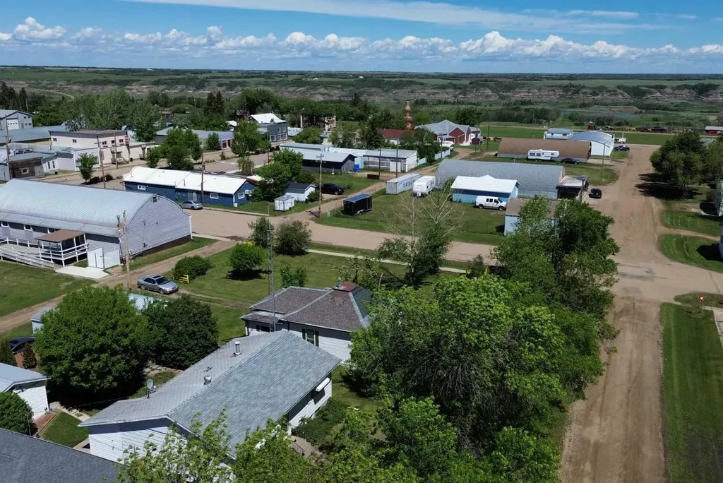 4104 Wallace Street Donalda AB T0B 1H0