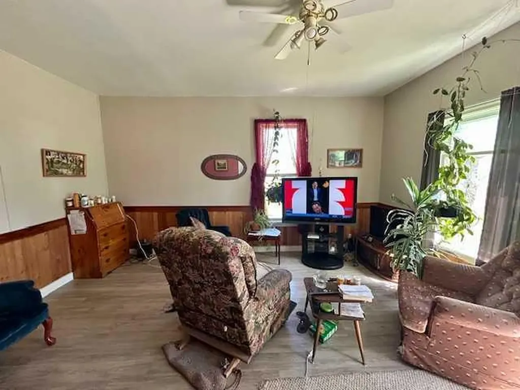 4104 Wallace Street Donalda AB T0B 1H0