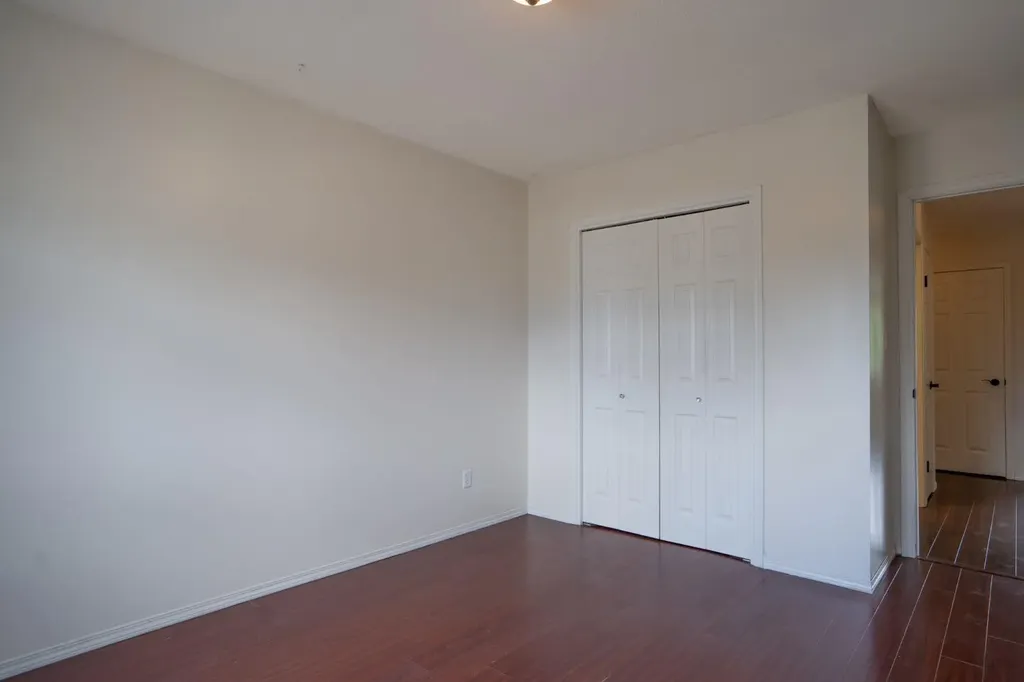 5506 63a Street Close Ponoka AB T4J 1K9