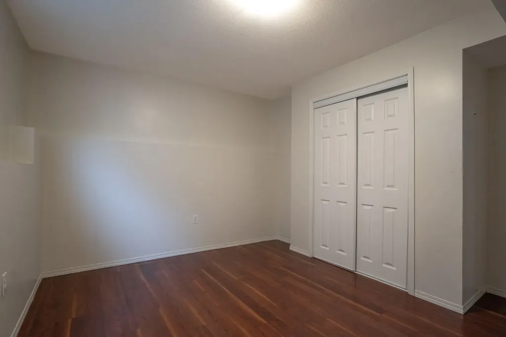 5506 63a Street Close Ponoka AB T4J 1K9