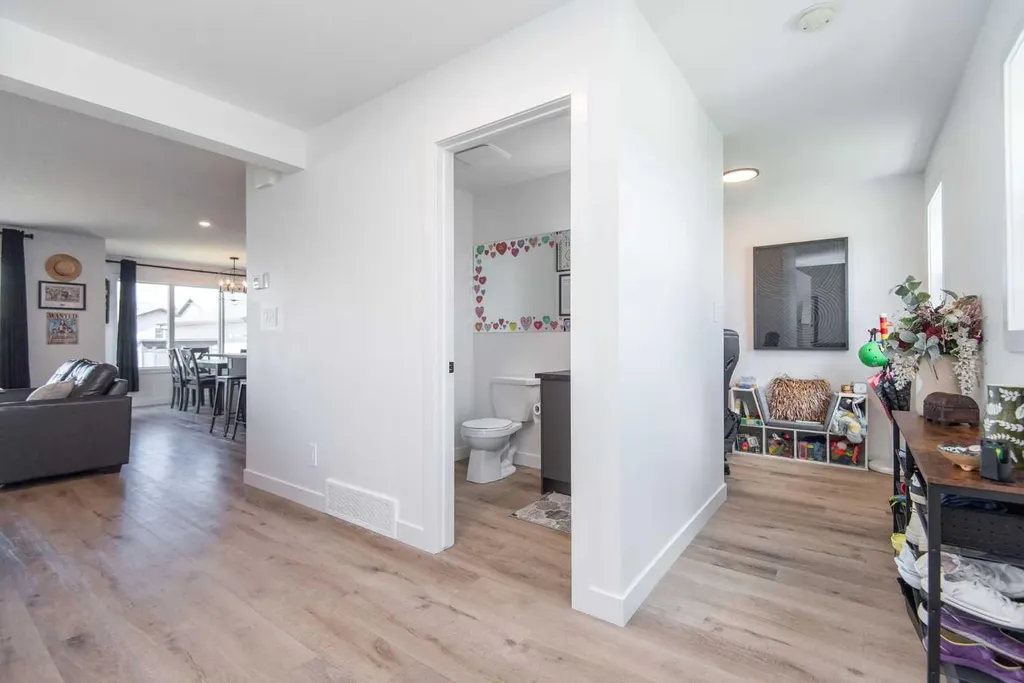 30 Cascade Street Blackfalds AB T4M 0A8