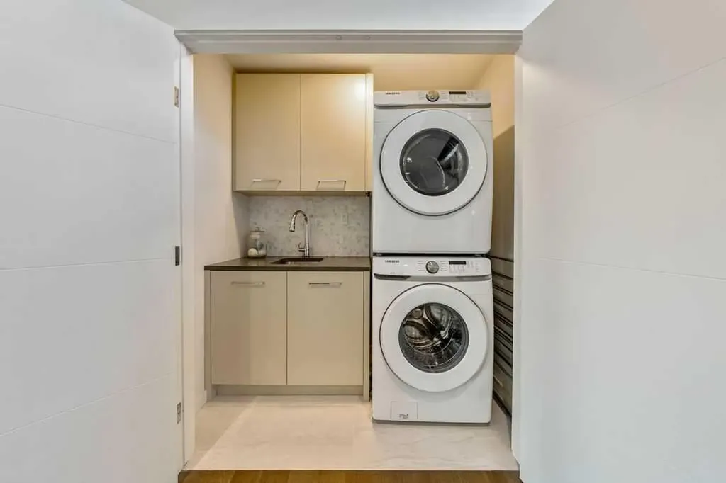 122 13 Street NE Calgary AB T2E 4S1