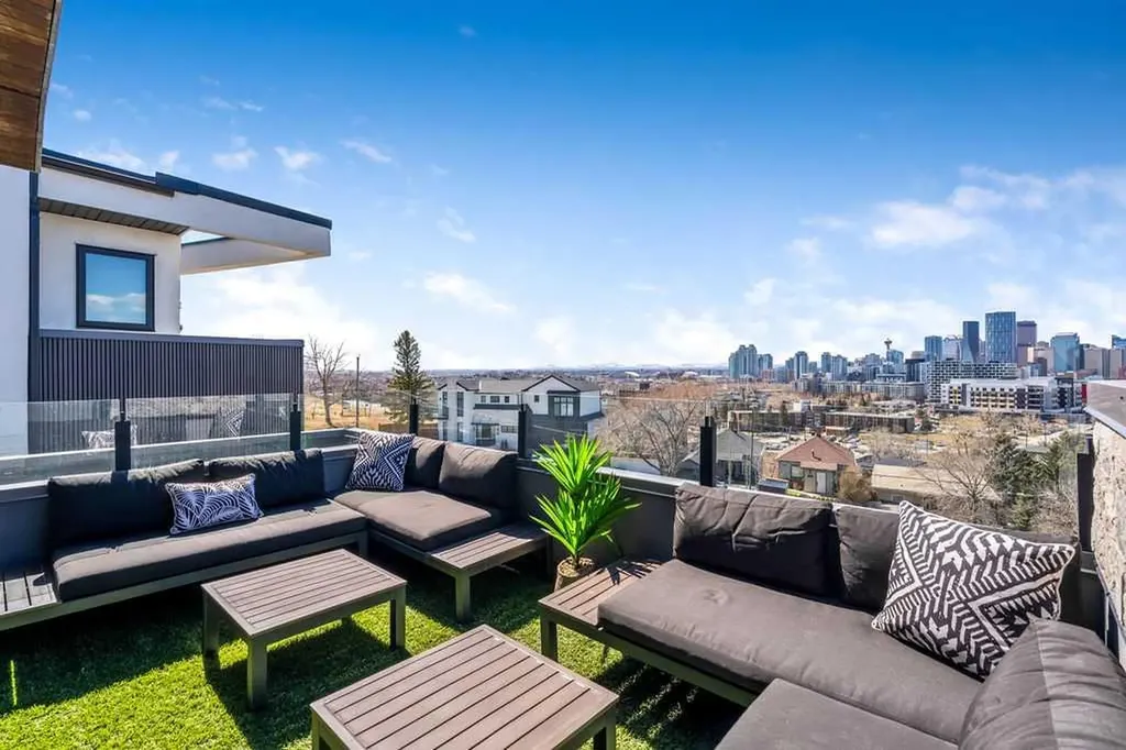122 13 Street NE Calgary AB T2E 4S1