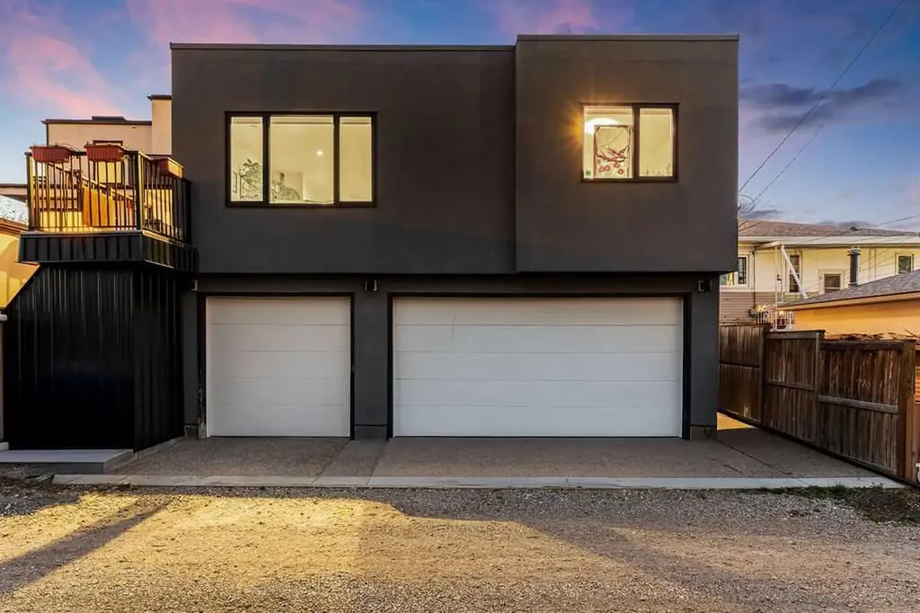 122 13 Street NE Calgary AB T2E 4S1